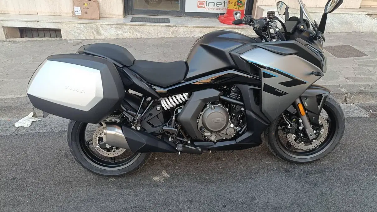 CFMOTO 650GT (2021 - 26)  (2)