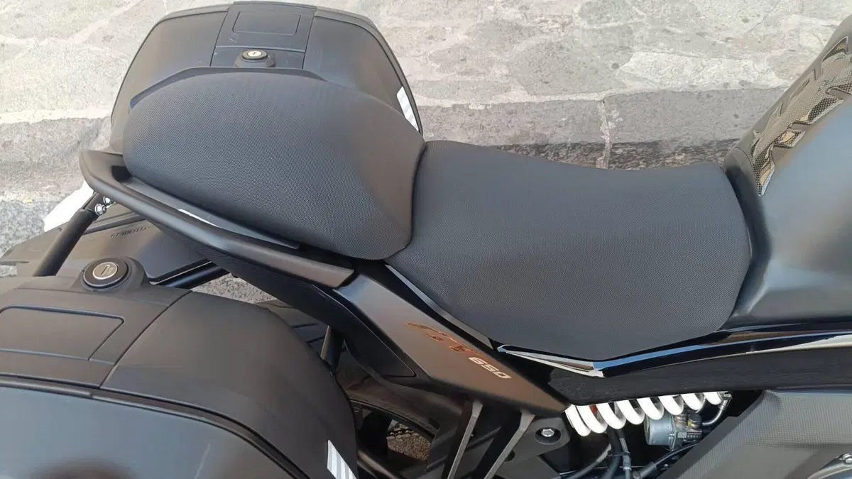 CFMOTO 650GT (2021 - 26)  (4)