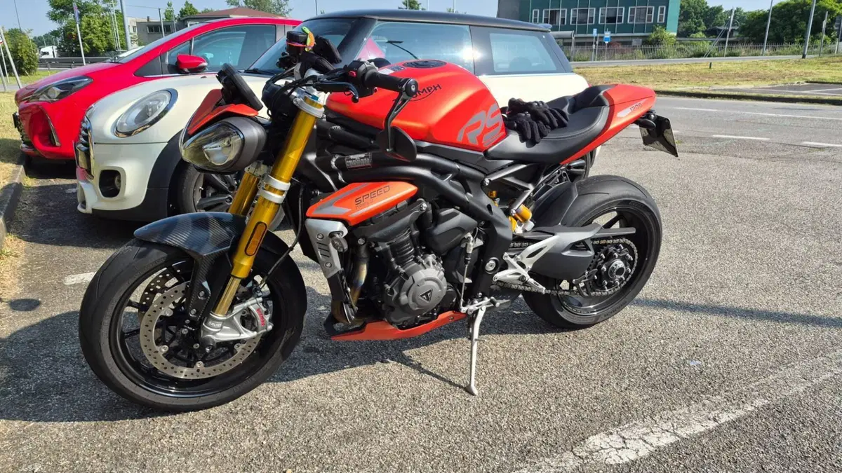 Triumph Speed Triple 1200 RS (2021 - 24)  (5)