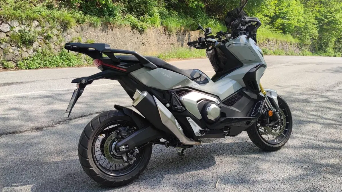 Honda X-ADV 750 DCT (2021 - 24)  (2)