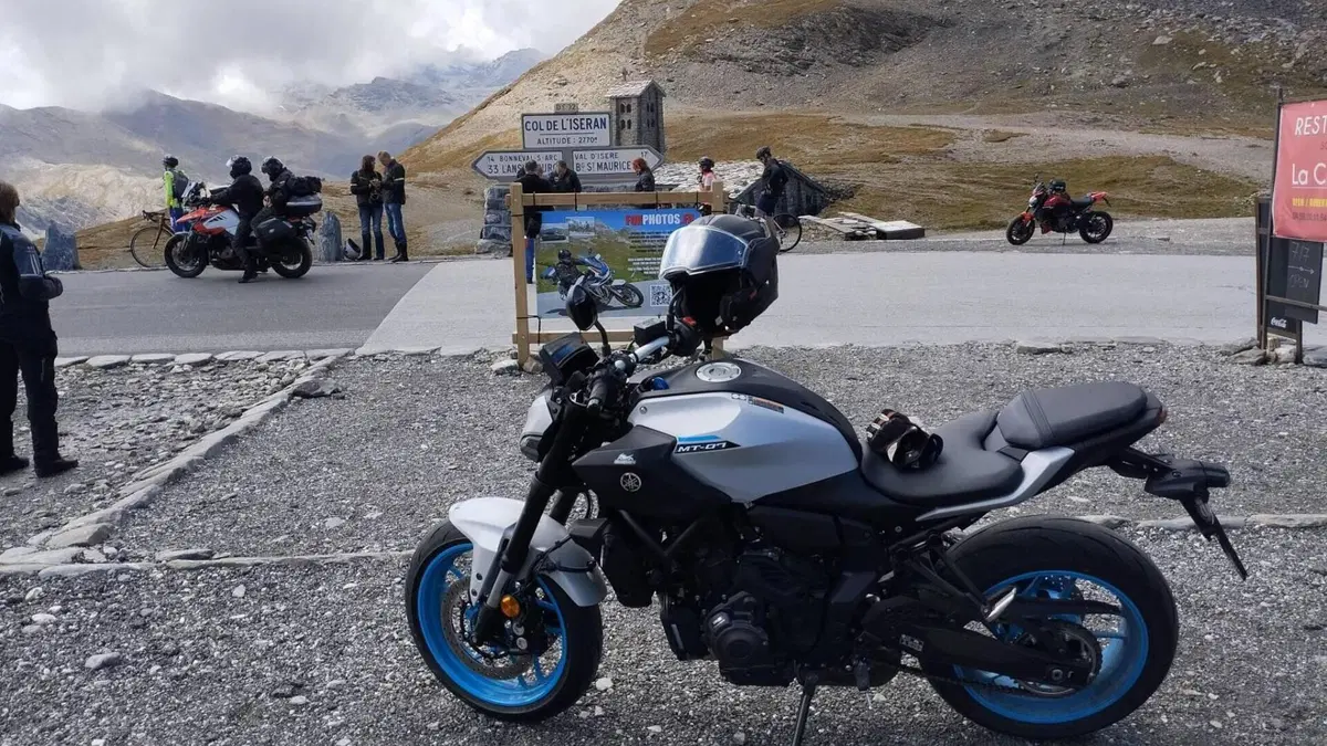 Yamaha MT-07 Y-AMT (2025 - 26)  (3)