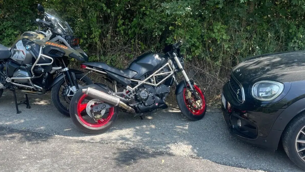 Ducati Monster 900 (1993 - 96)  (2)