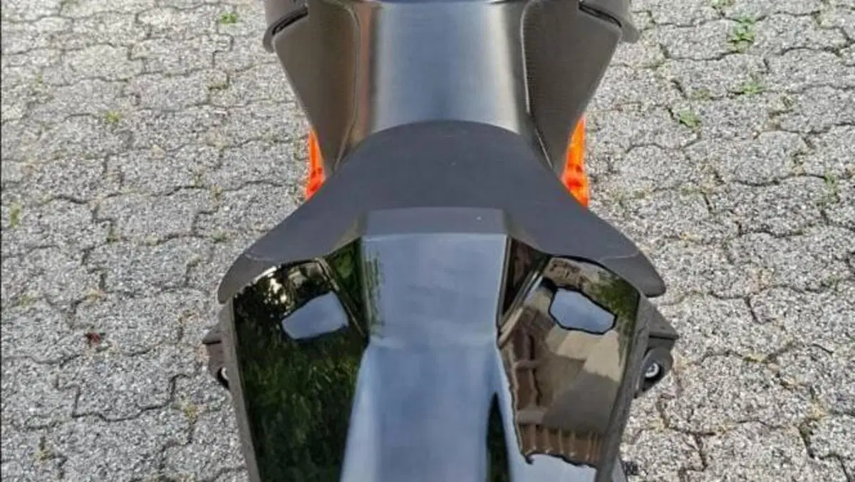 KTM 1290 Super Duke R (2021)  (5)