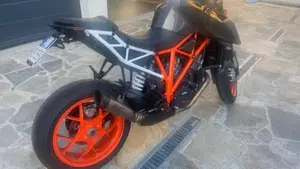 KTM 1290 Super Duke R ABS (2017 - 18)  (3)