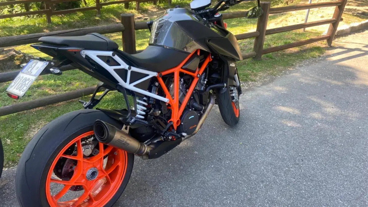 KTM 1290 Super Duke R ABS (2017 - 18)  (8)