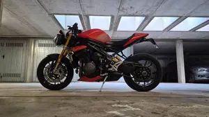 Triumph Speed Triple 1200 RS (2021 - 24)  (2)