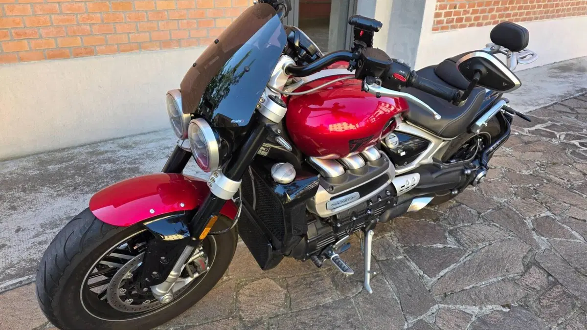 Triumph Rocket 3 GT 221 (2021 - 23)  (8)