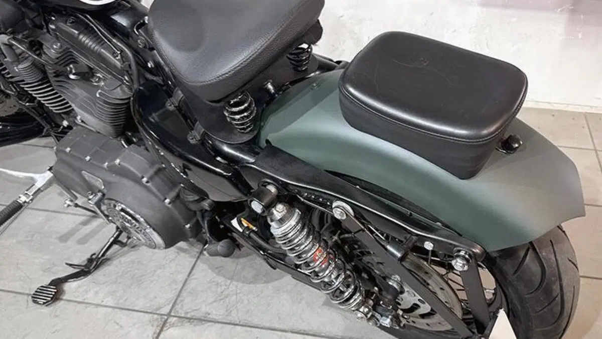 Harley-Davidson XL 1200N Nightster (2008 - 12)  (3)