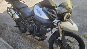 Triumph Tiger 800 XC ABS (2010 - 14)  (4)