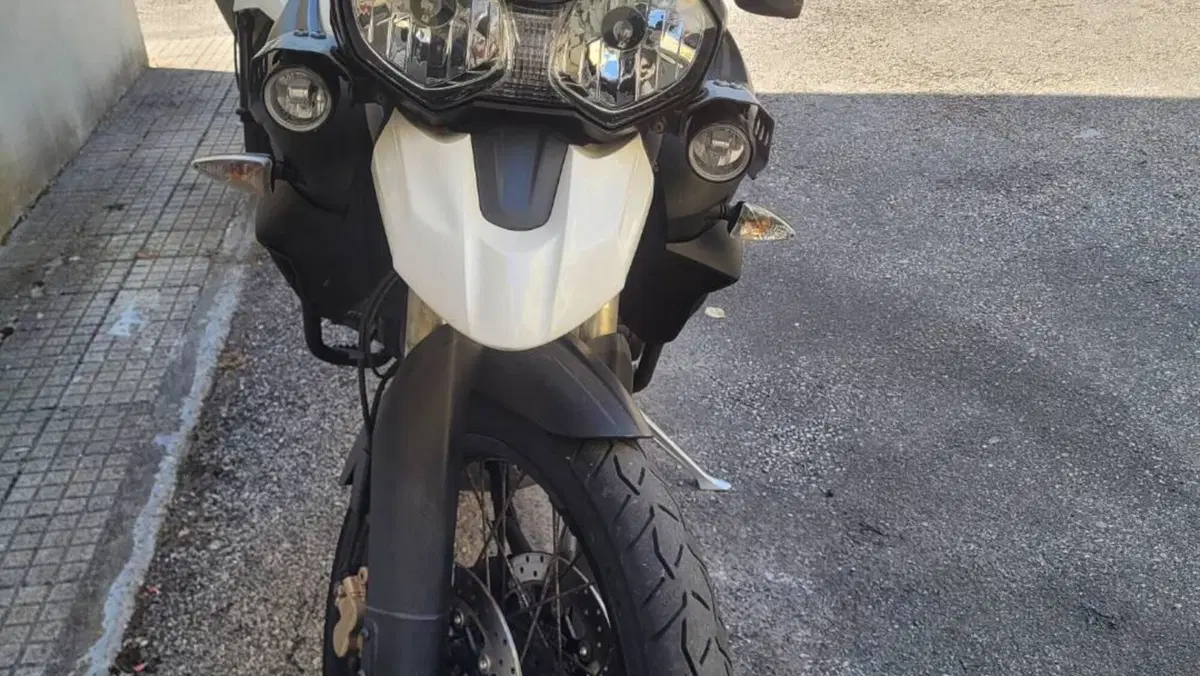 Triumph Tiger 800 XC ABS (2010 - 14)  (5)