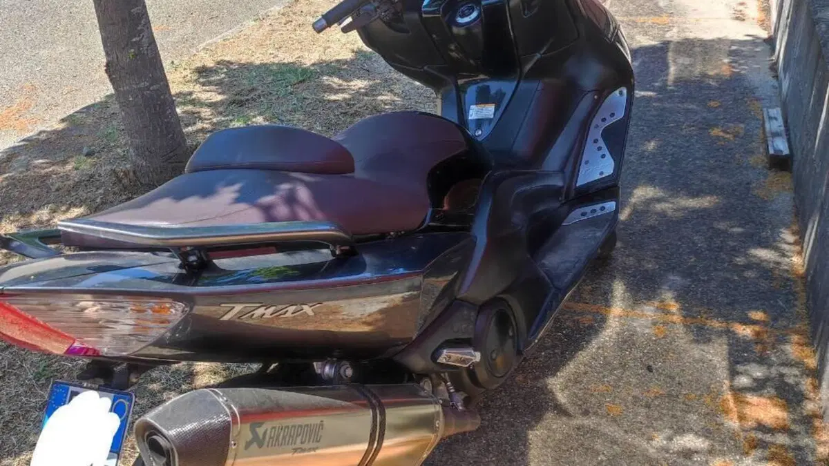 Yamaha T-Max 500 (2008 - 12)  (2)