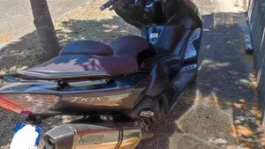 Yamaha T-Max 500 (2008 - 12)  (2)