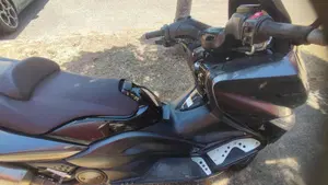 Yamaha T-Max 500 (2008 - 12)  (6)