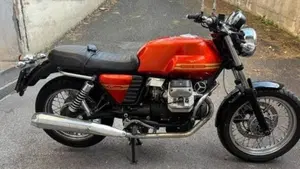 Moto Guzzi V7 Classic (2008 - 12) 