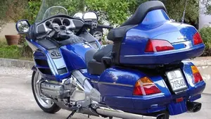Honda GL 1800 Gold Wing (2000 - 05) 