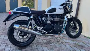 Triumph Thruxton 900 ACE (2014 - 15)  (3)