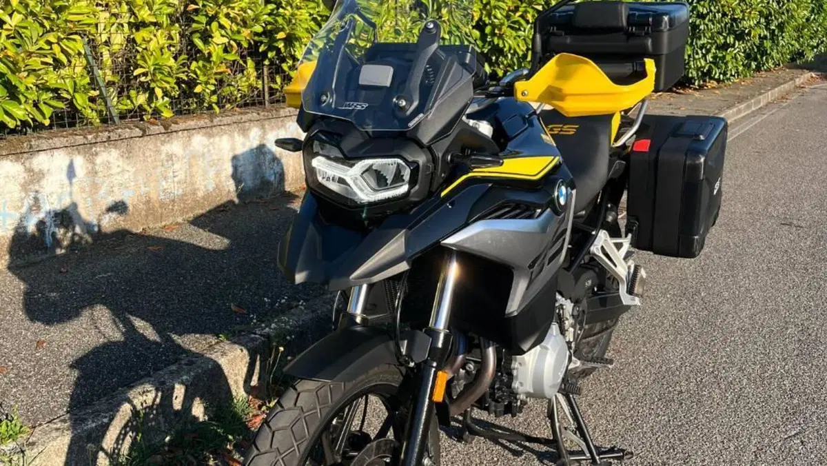 Bmw F 750 GS Edition 40 Years GS (2021)  (2)