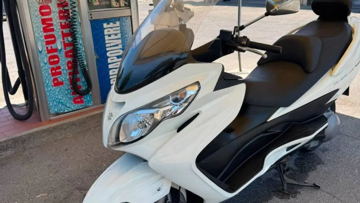 Suzuki Burgman AN 400 (2008 - 13) 