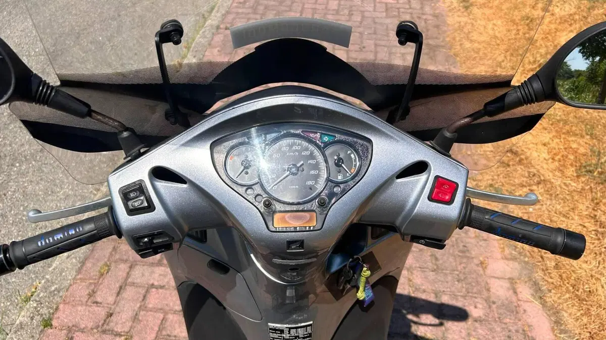 Honda SH 300 i (2006 - 10)  (3)