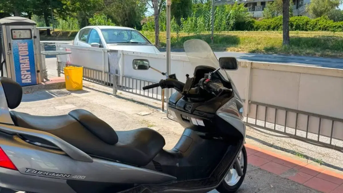 Suzuki Burgman AN 400 Limited Edition (2006 - 09)  (3)
