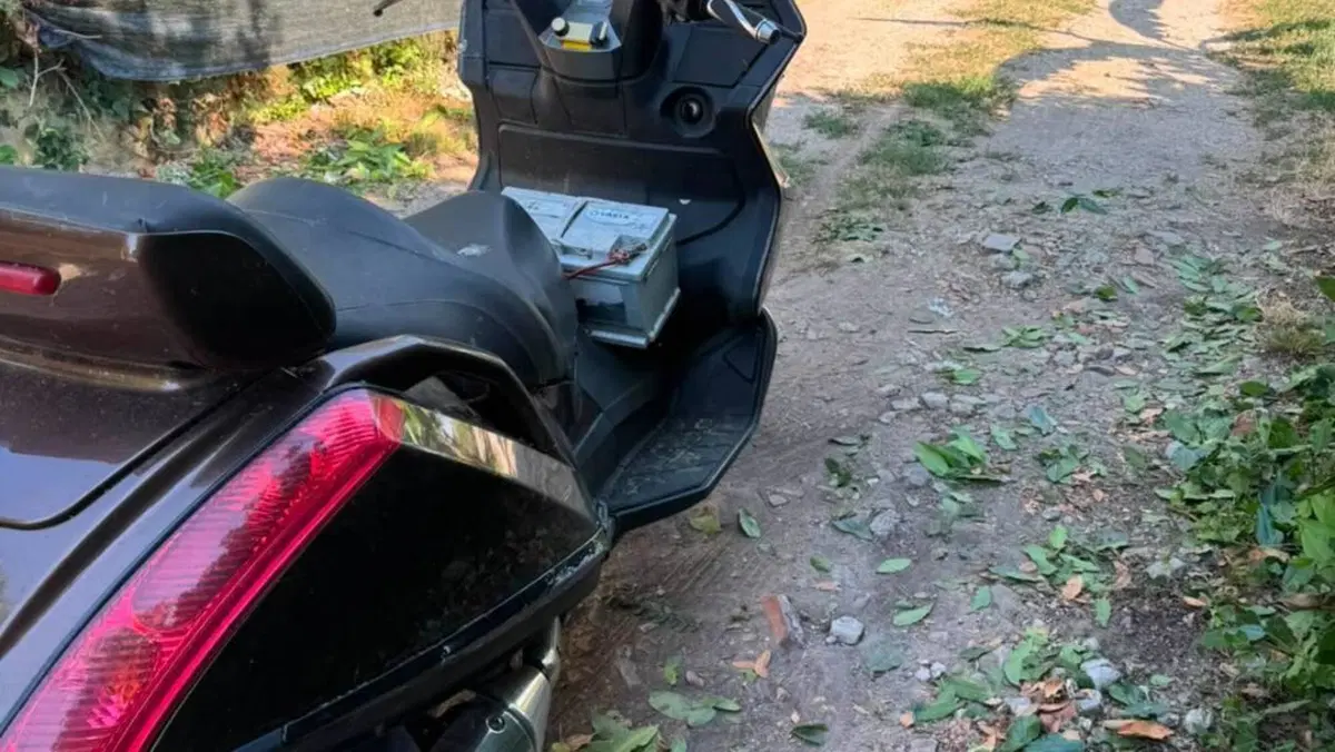 Aprilia Atlantic 500 (2003 - 04)  (2)