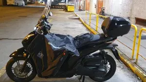 Honda SH 350 (2021 - 24)  (5)