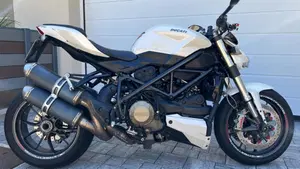 Ducati Streetfighter (2009 - 12)  (2)