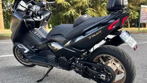 Yamaha T-Max 530 Iron Max ABS (2014 - 17)  (4)