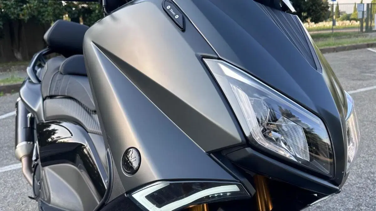 Yamaha T-Max 530 Iron Max ABS (2014 - 17)  (8)