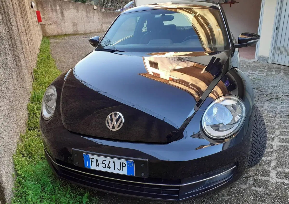 Volkswagen Maggiolino 1.2 TSI Design (2)