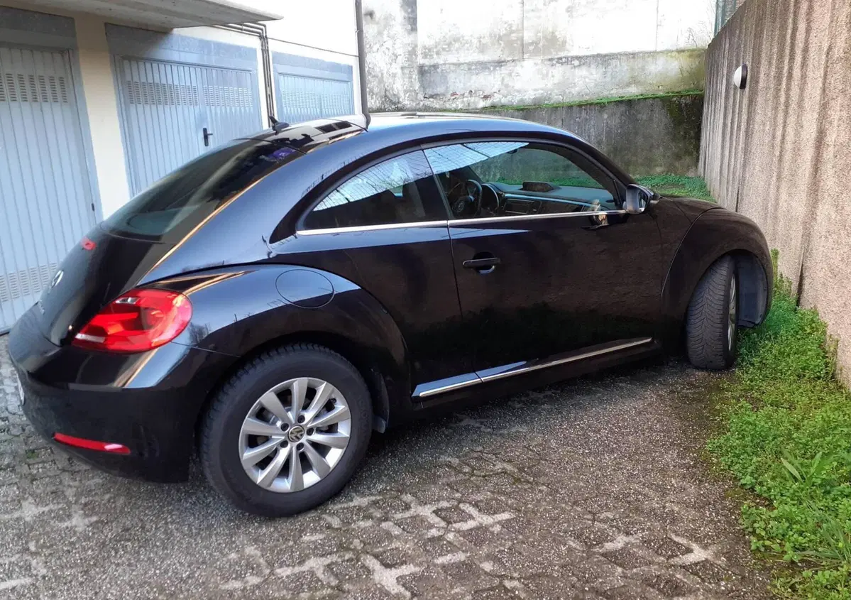 Volkswagen Maggiolino 1.2 TSI Design (4)