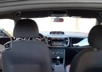 Volkswagen Maggiolino 1.2 TSI Design (5)