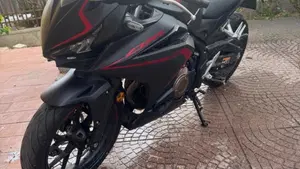 Honda CBR 500 R ABS (2017 - 18)  (4)