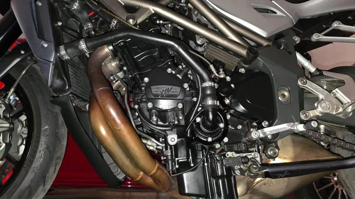 MV Agusta Brutale 1090 RR (2009 - 15)  (6)