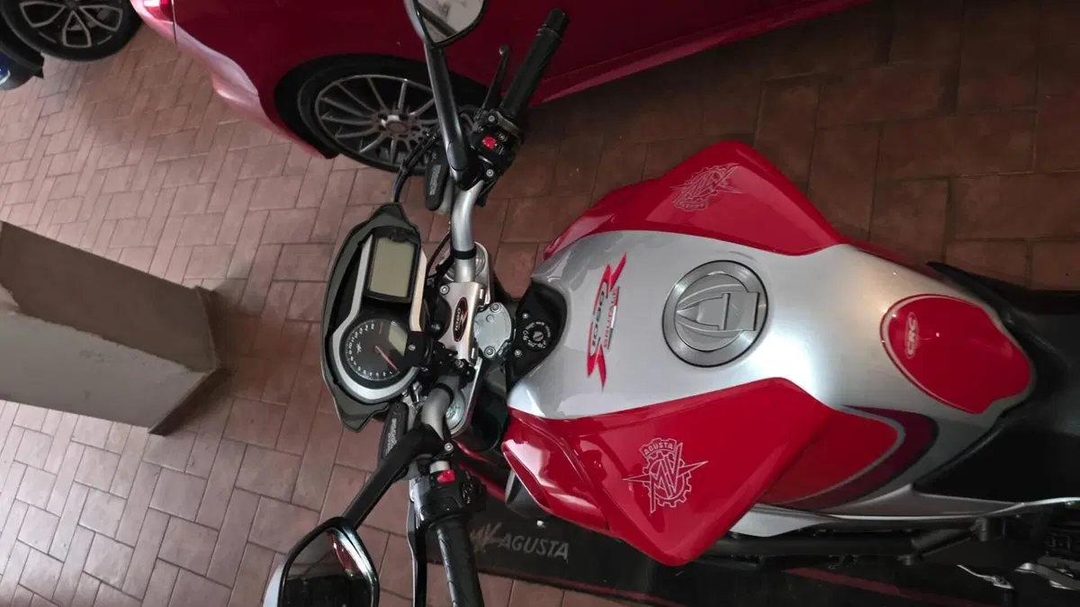 MV Agusta Brutale 1090 RR (2009 - 15)  (11)