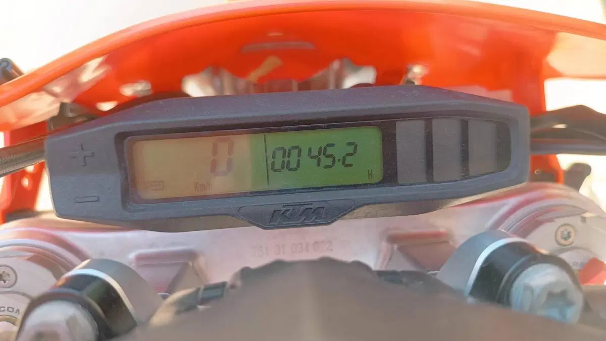 KTM 450 EXC-F (2023)  (2)