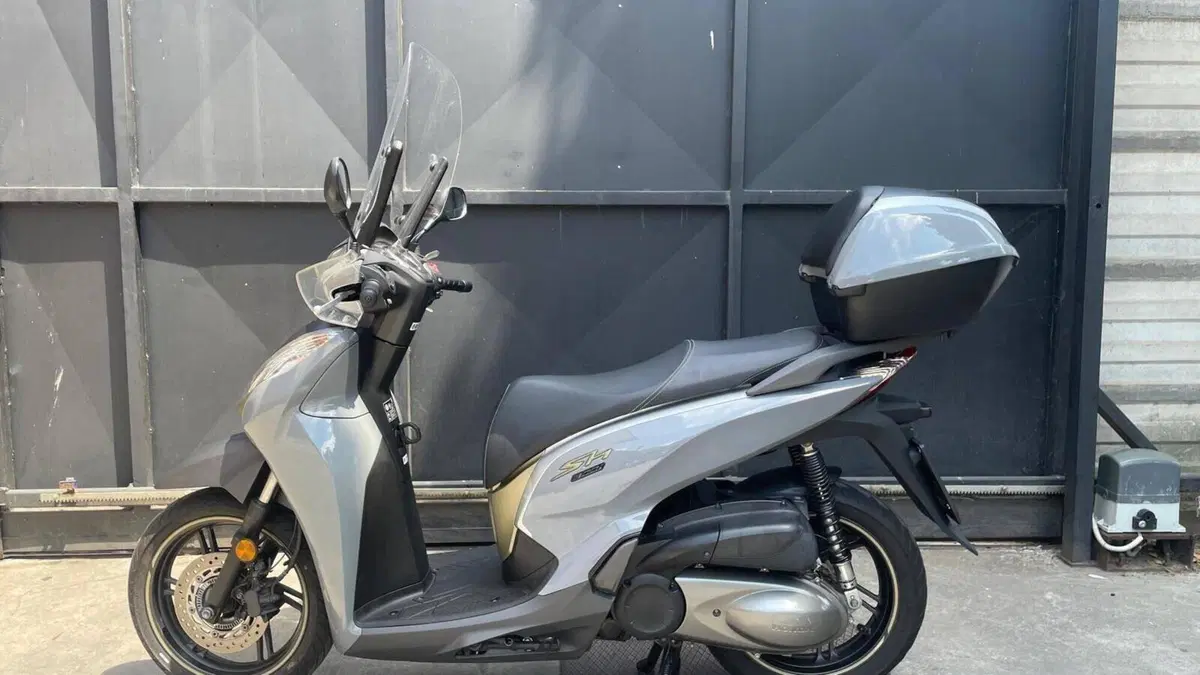 Honda SH 300 i Sport ABS (2018 - 20)  (2)