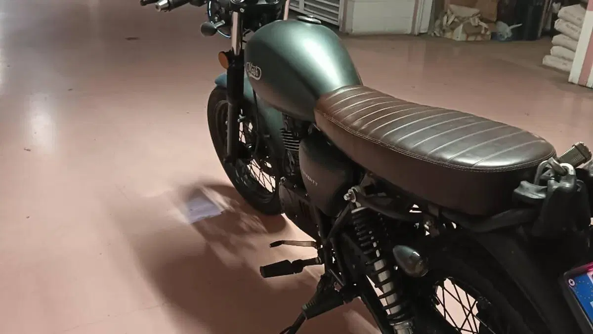 Mash Italia Seventy 125 (2021 - 25)  (3)