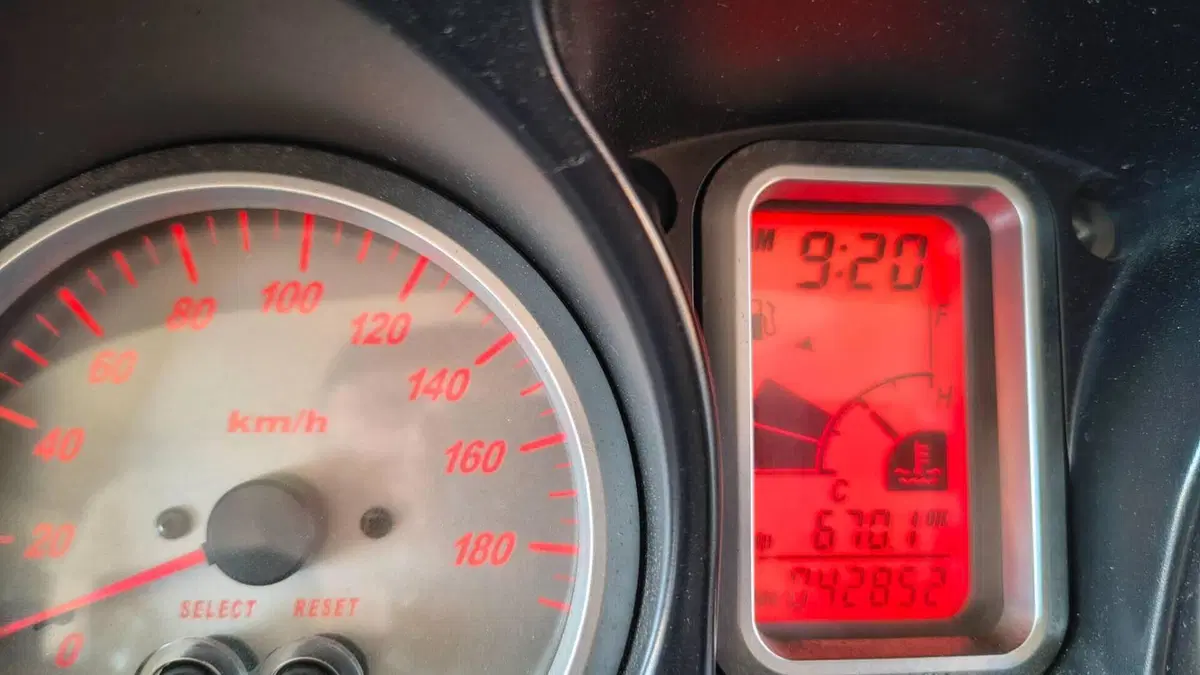 Yamaha T-Max 500 (2004 - 07)  (4)
