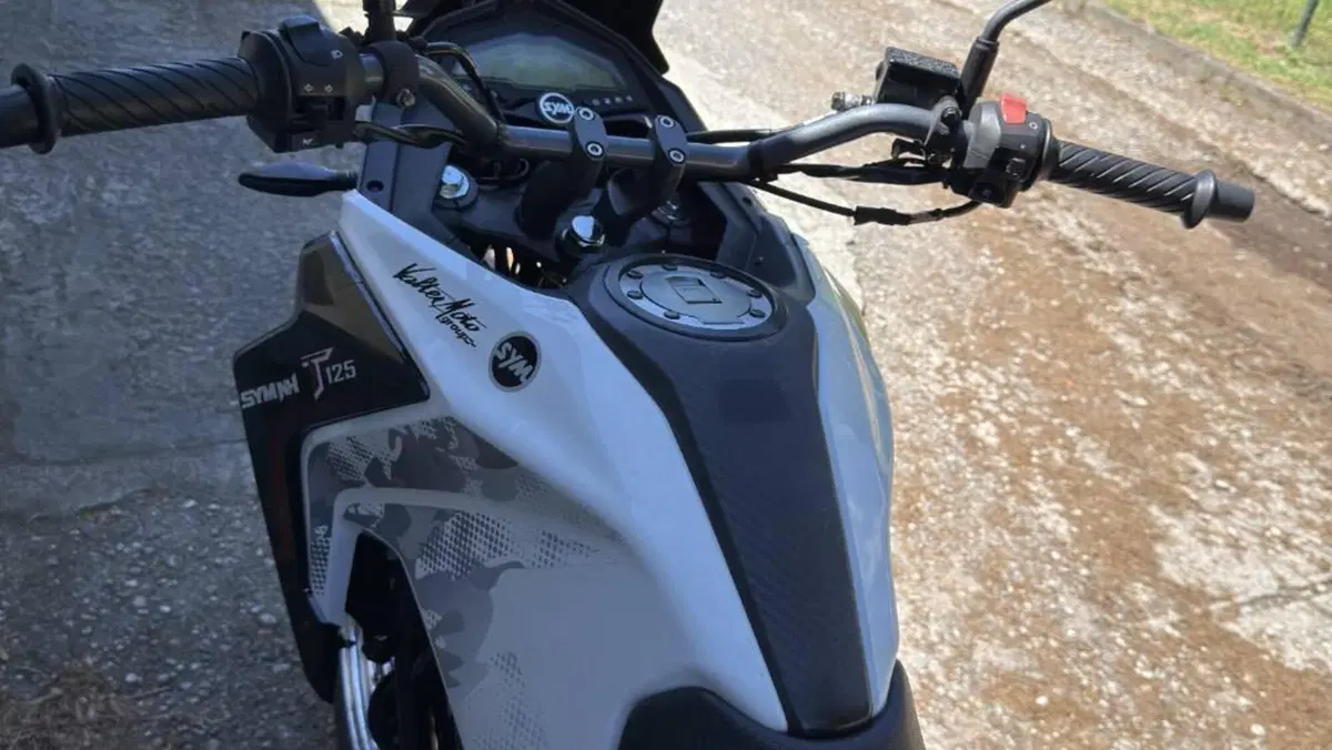 Sym NH Trazer 125 (2021 - 25)  (10)