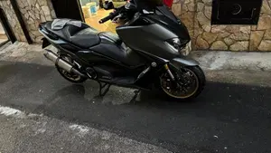 Yamaha T-Max 560 Tech Max (2020)  (7)