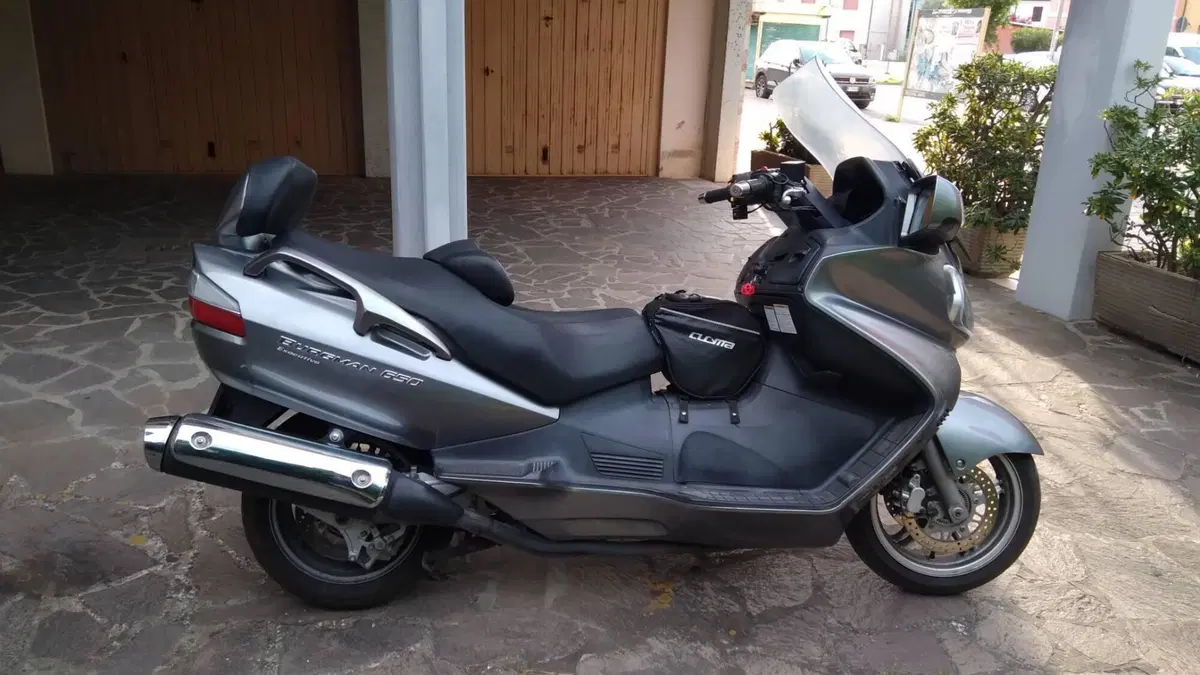 Suzuki Burgman AN 650 Executive ABS (2006 - 12)  (2)