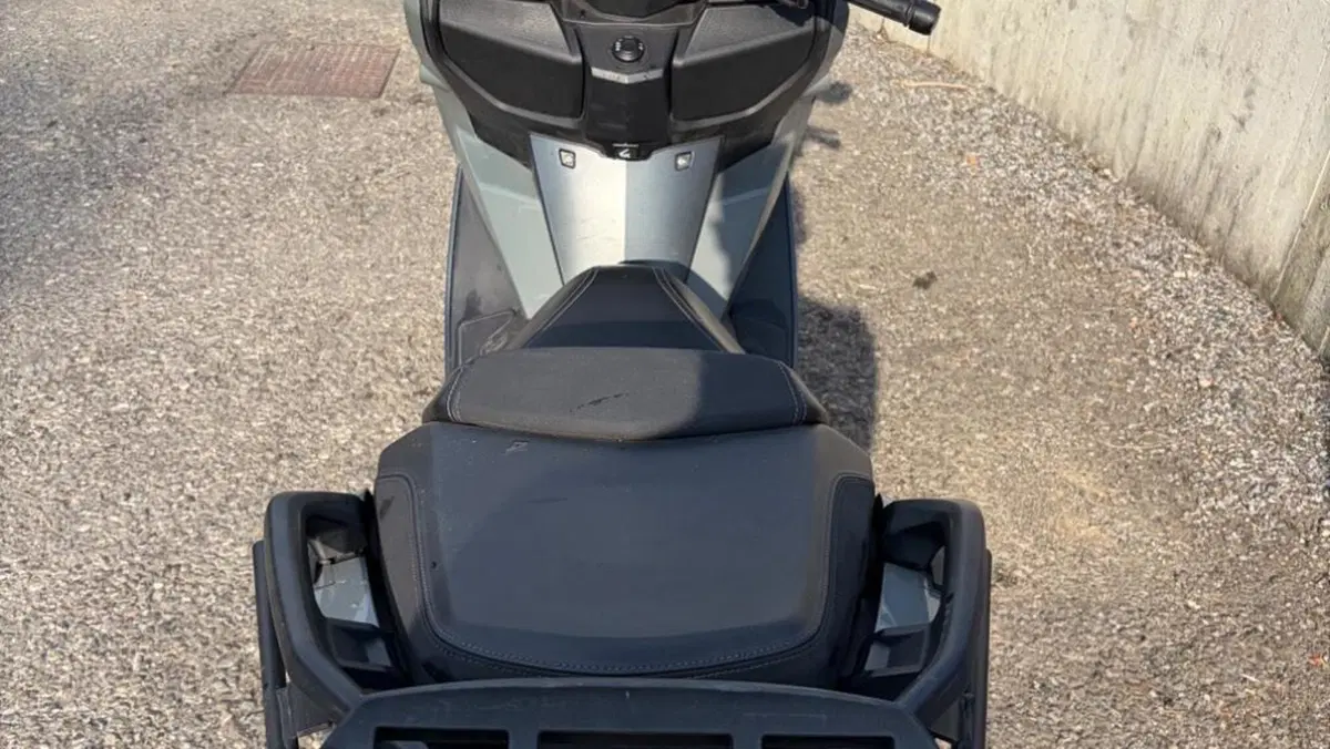 Bmw C 400 GT (2019 - 20)  (9)