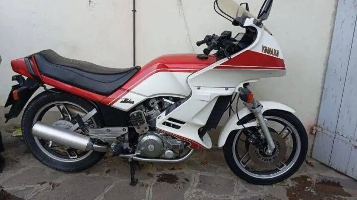 Yamaha   (2)
