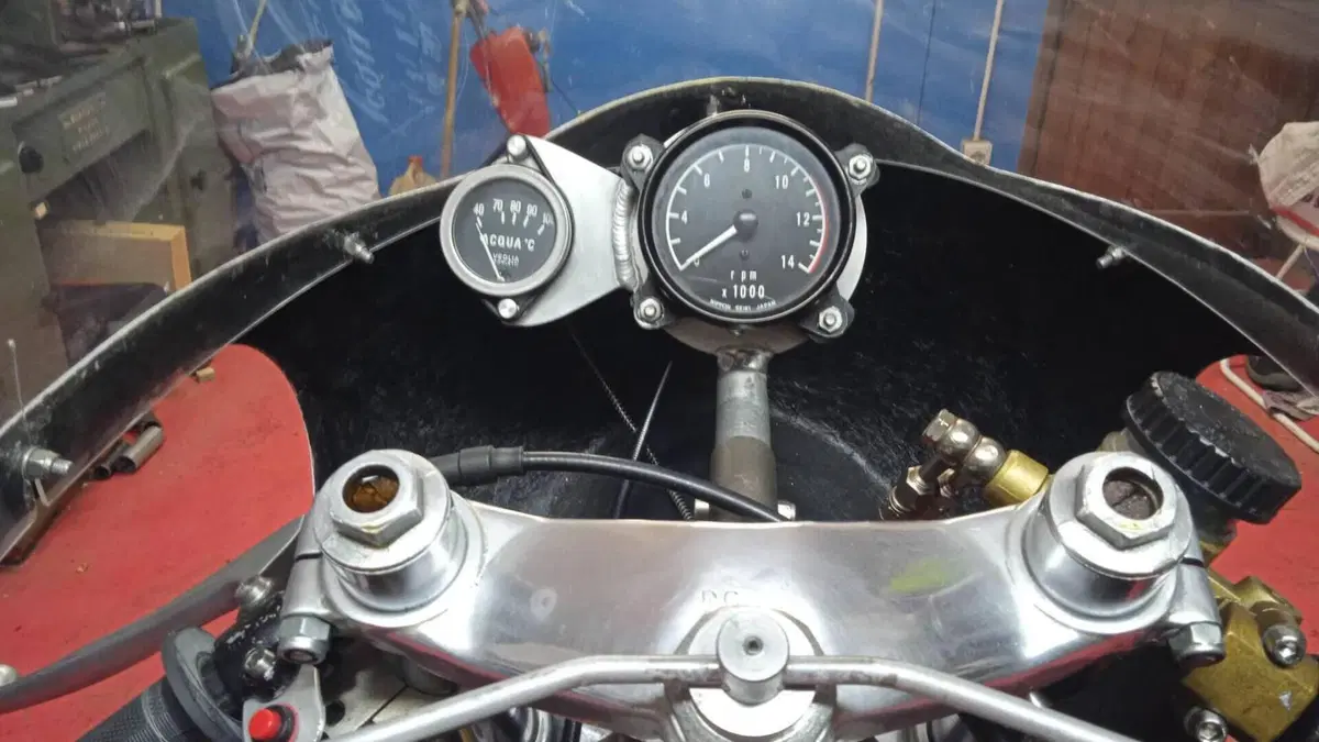 Yamaha   (9)