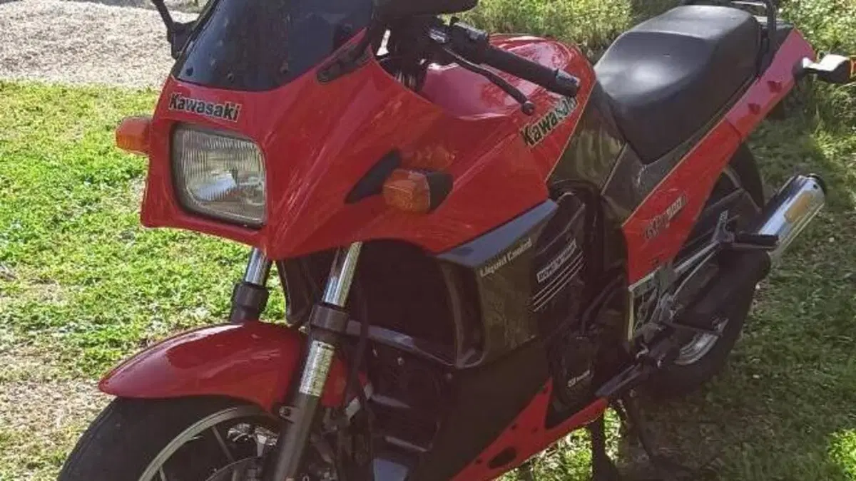 Kawasaki   (4)