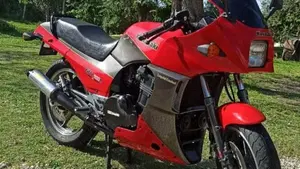 Kawasaki   (6)
