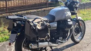 Moto Guzzi V7 Special (2021 - 24)  (3)