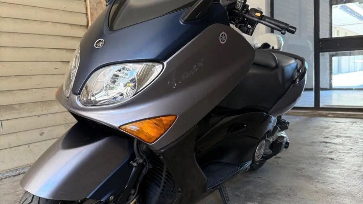 Yamaha T-Max 500 (2004 - 07)  (2)