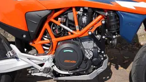 KTM 690 SMC R (2023 - 25)  (7)